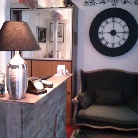 Hotel Cosy Monceau Paris Bagian luar foto